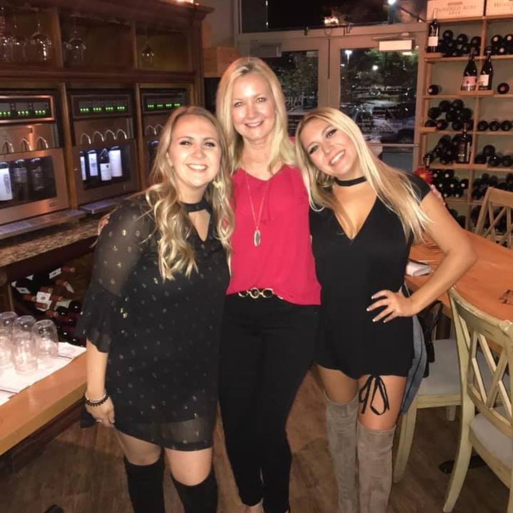 Meet your Posher, Teresa